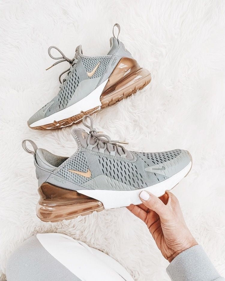 NK - Sportschuhe für Damen
